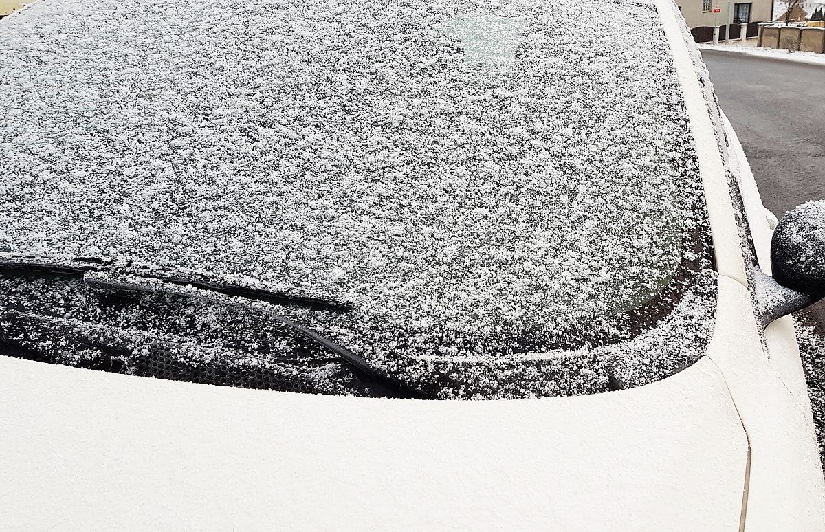 Ledovka ochromila dopravu v Jihočeském kraji