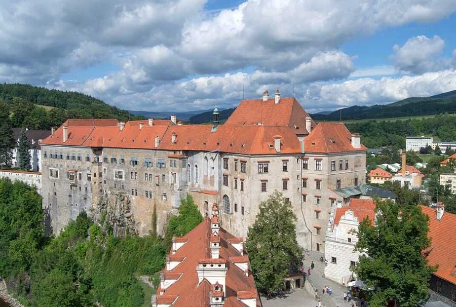 Nová stezka u krumlovského zámku: Skvostné výhledy a historie ožívají
