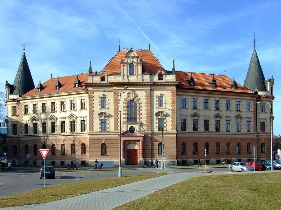 120 let věznice v Českých Budějovicích: Od tvrdých podmínek k modernímu standardu