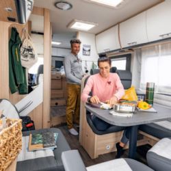 Zájem o obytné vozy na prodej letos roste