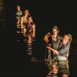 Kratochvílení - V kruhu