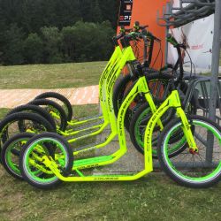 Zadovské koloběžkování