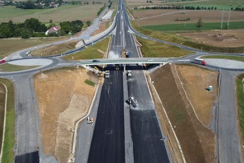 Foto: Dálnice D4: Dokončení na dosah, moderní systémy za 11,5 miliardy Kč