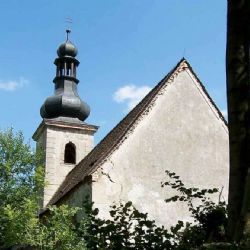 Obnova kostela v Klení: Nová fasáda a veřejná sbírka na věž