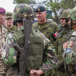 Vojáci NATO se sjednotily na letišti v Bechyni