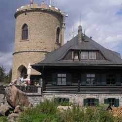 Kleť: Nejstarší rozhledna v Česku slaví 200 let