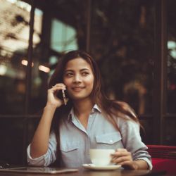 Cena mobilních dat v ČR za poslední dva roky klesla o polovinu