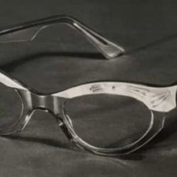 Brejle a okuliare: Design brýlí z ČSSR v Českých Budějovicích