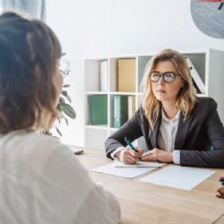 Jihočeský kraj přichází o pobočky úřadu práce: Spor o kvalitu služeb