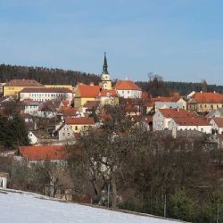Kácení nemocných stromů ve Vlachově Březí kvůli bezpečnosti