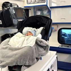 Lepší péče o novorozence: Budějovická nemocnice nově převáží s Airborne Aviator