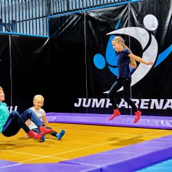 Teplé počasí a sluníčko stále nikde? Zahřejte se v zábavním centru FUN Arena Cheb